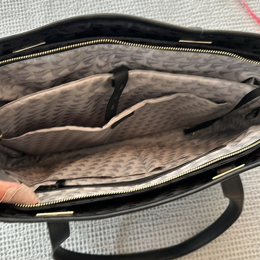 Lo & Sons Seville Prima Tote 13" Black/Gold/Grey - Picture 6 of 16